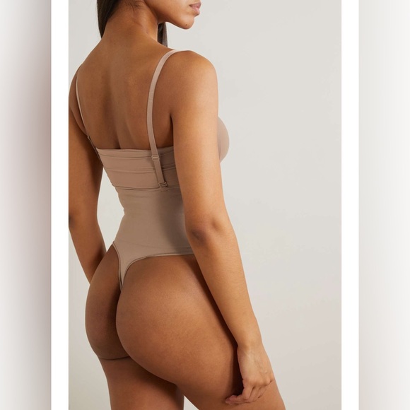 NEW SKIMS Core Control Thong- Beige (size S) - Picture 2 of 5